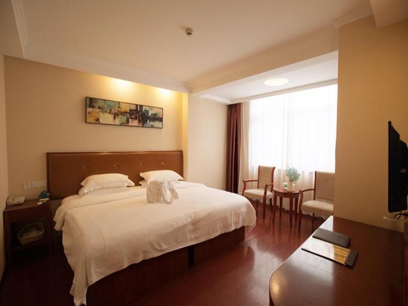Greentree Inn Hainan Haikou East Train Station East Fengxiang Road Business Hotel Exteriör bild
