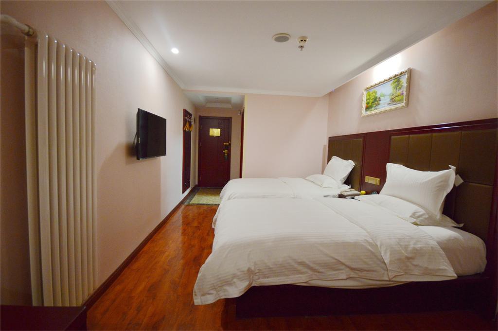Greentree Inn Hainan Haikou East Train Station East Fengxiang Road Business Hotel Exteriör bild