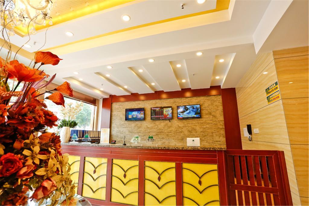 Greentree Inn Hainan Haikou East Train Station East Fengxiang Road Business Hotel Exteriör bild