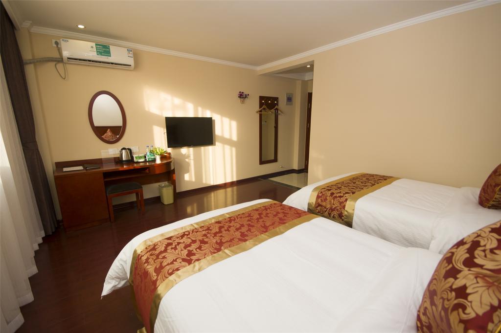 Greentree Inn Hainan Haikou East Train Station East Fengxiang Road Business Hotel Exteriör bild